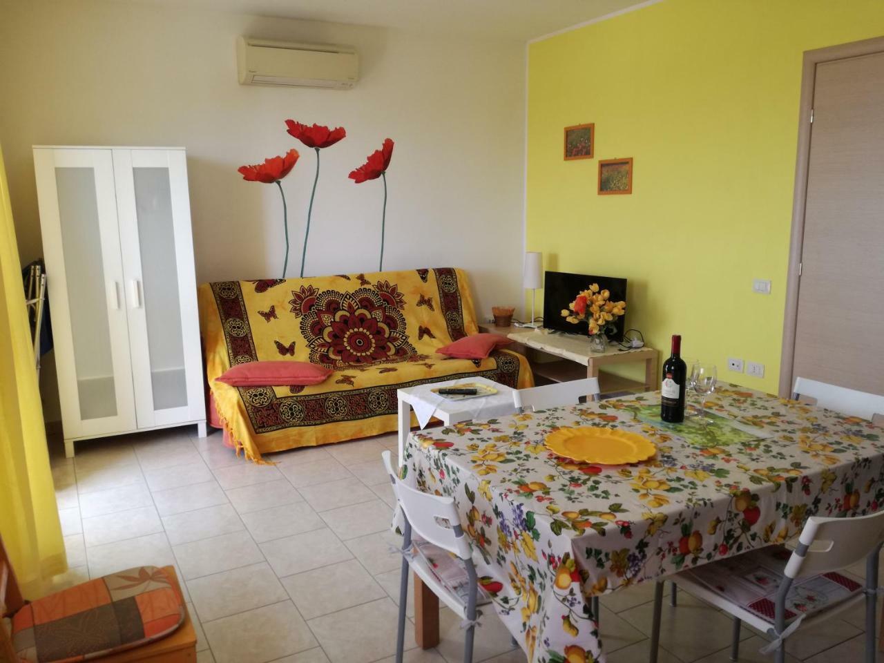 I Papaveri Apartments San Vincenzo Exterior foto