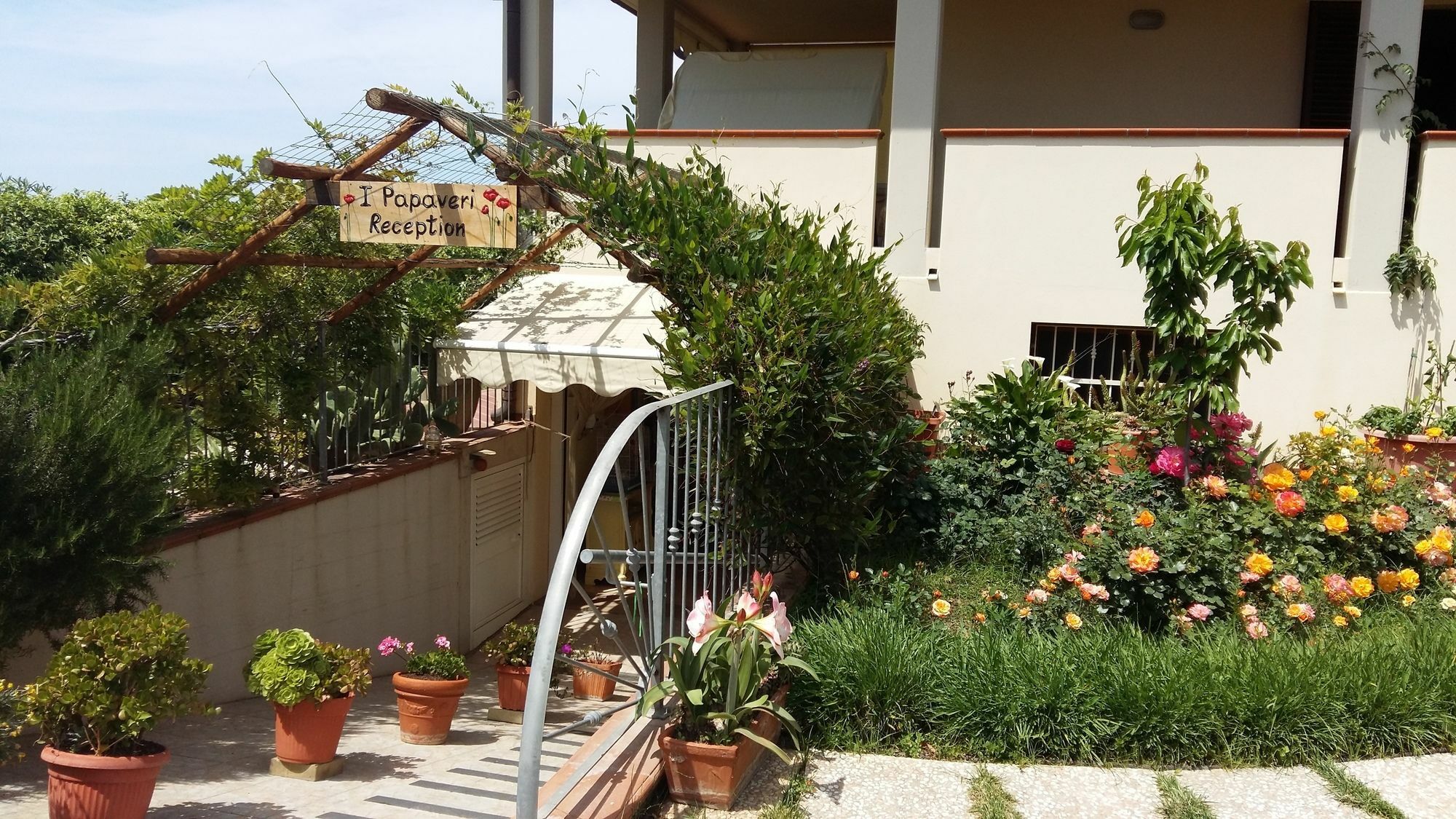 I Papaveri Apartments San Vincenzo Exterior foto